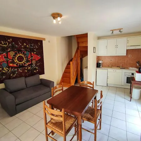 Havre De Paix Au Coeur Du Village De Florensac. Гостевой дом 3*